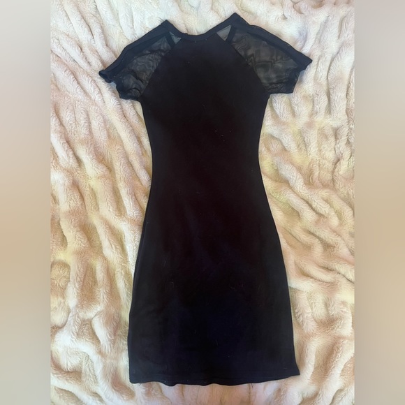 Garage black bodycon mini t-shirt dress with mesh sleeves - Picture 2 of 3